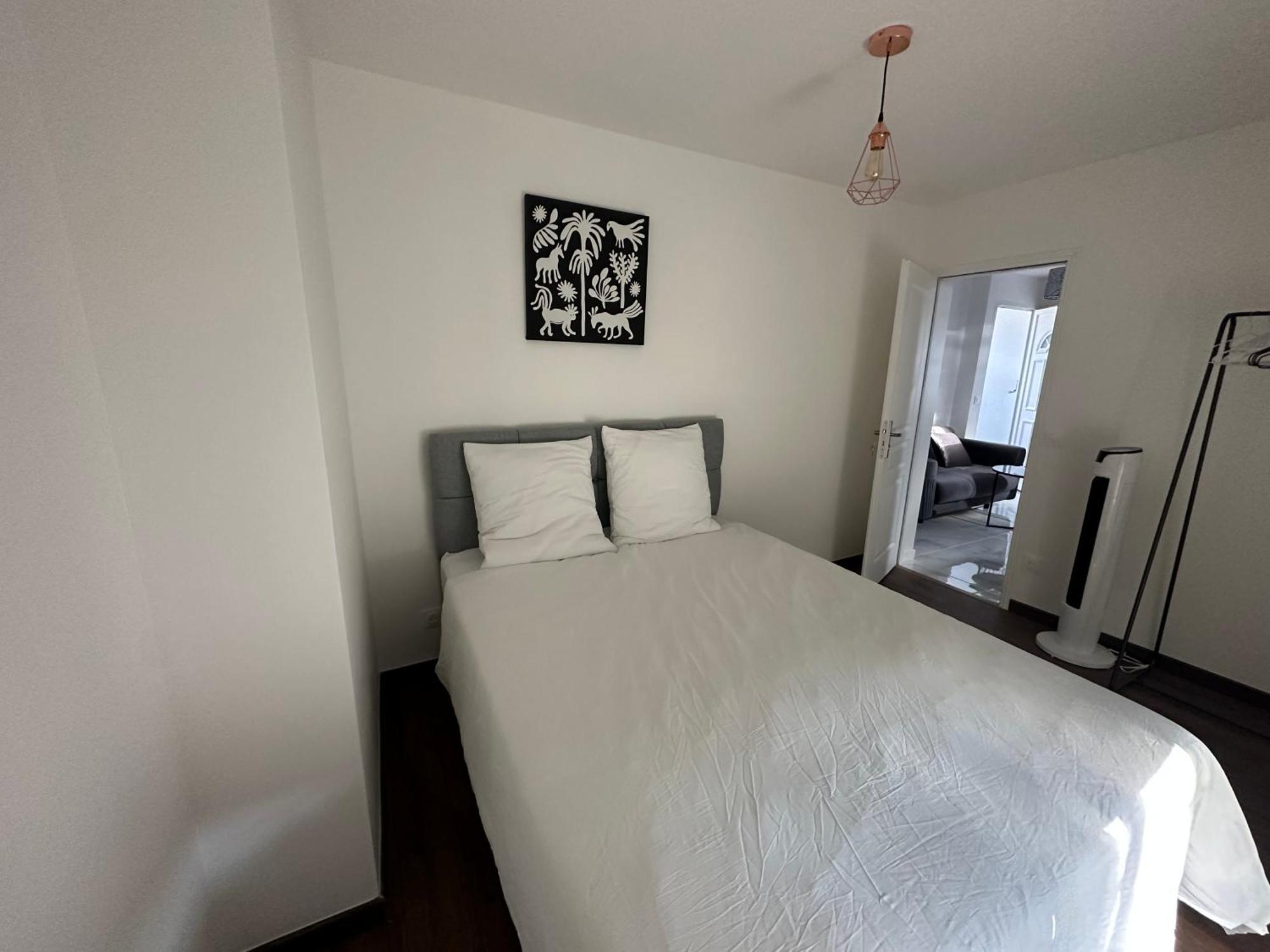 Appartement Calme Moderne Proche De Disneyland Wifi & Cafe Gratuit & Arrivee Autonome ブシー・サン ・ジョルジュ エクステリア 写真