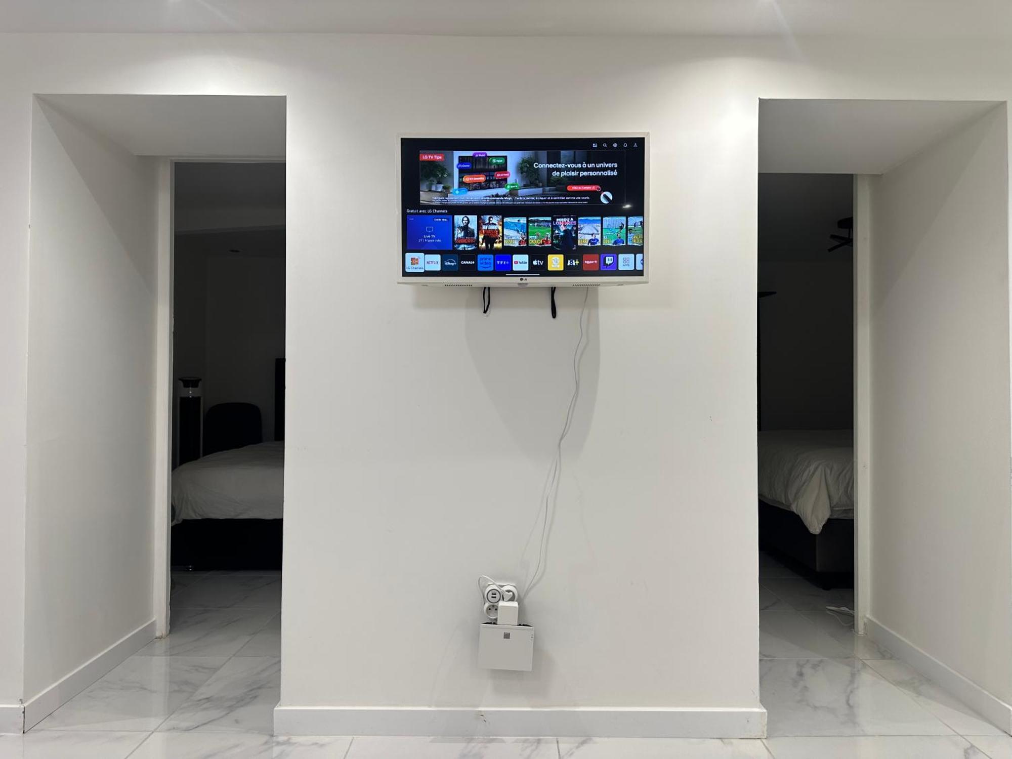 Appartement Calme Moderne Proche De Disneyland Wifi & Cafe Gratuit & Arrivee Autonome ブシー・サン ・ジョルジュ エクステリア 写真